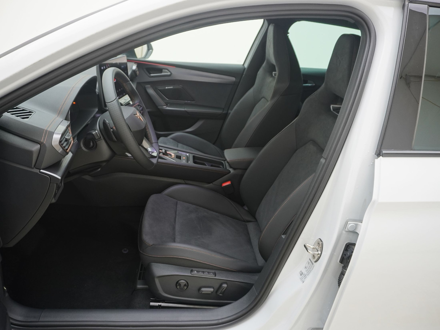 CUPRA Leon 1.5 eTSI DSG