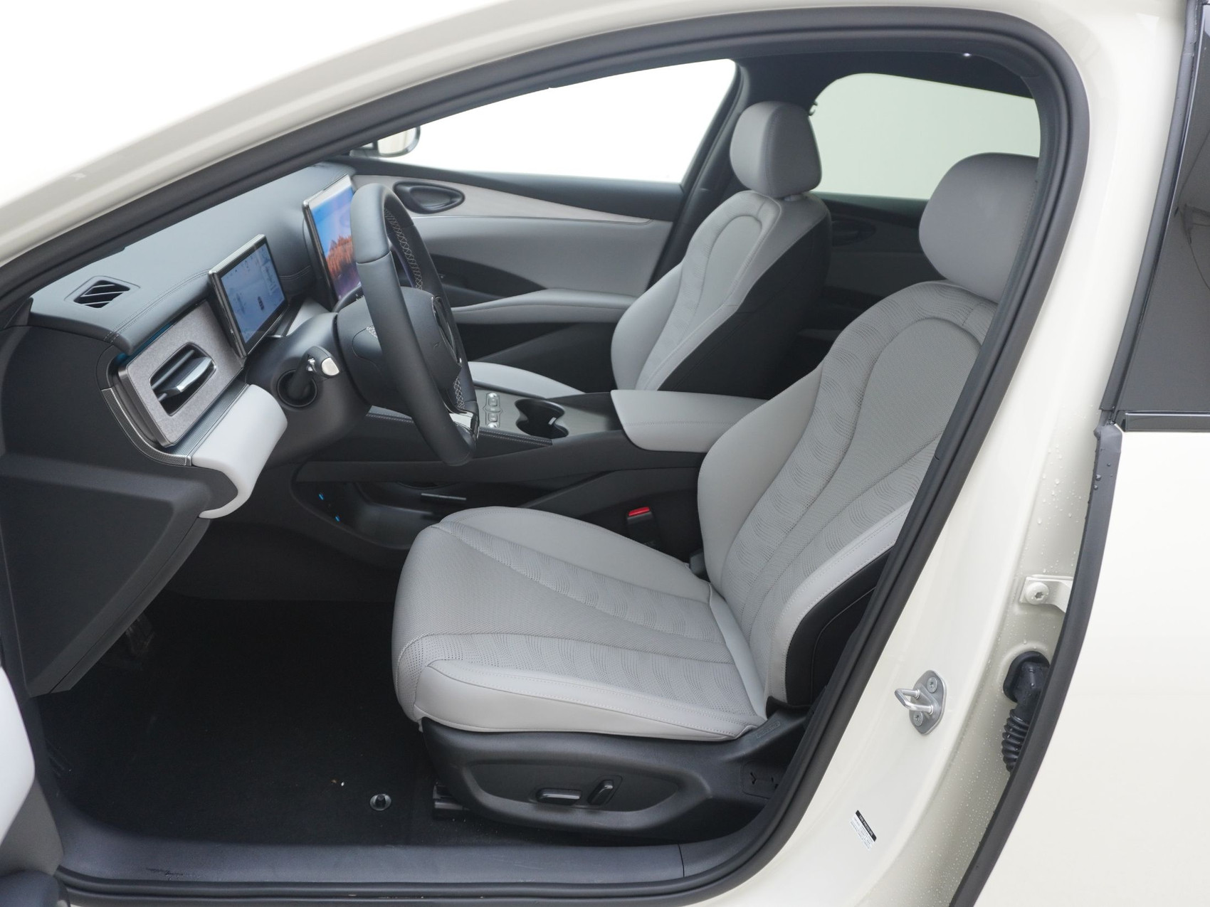 BYD Seal 6 DM-i Touring Comfort