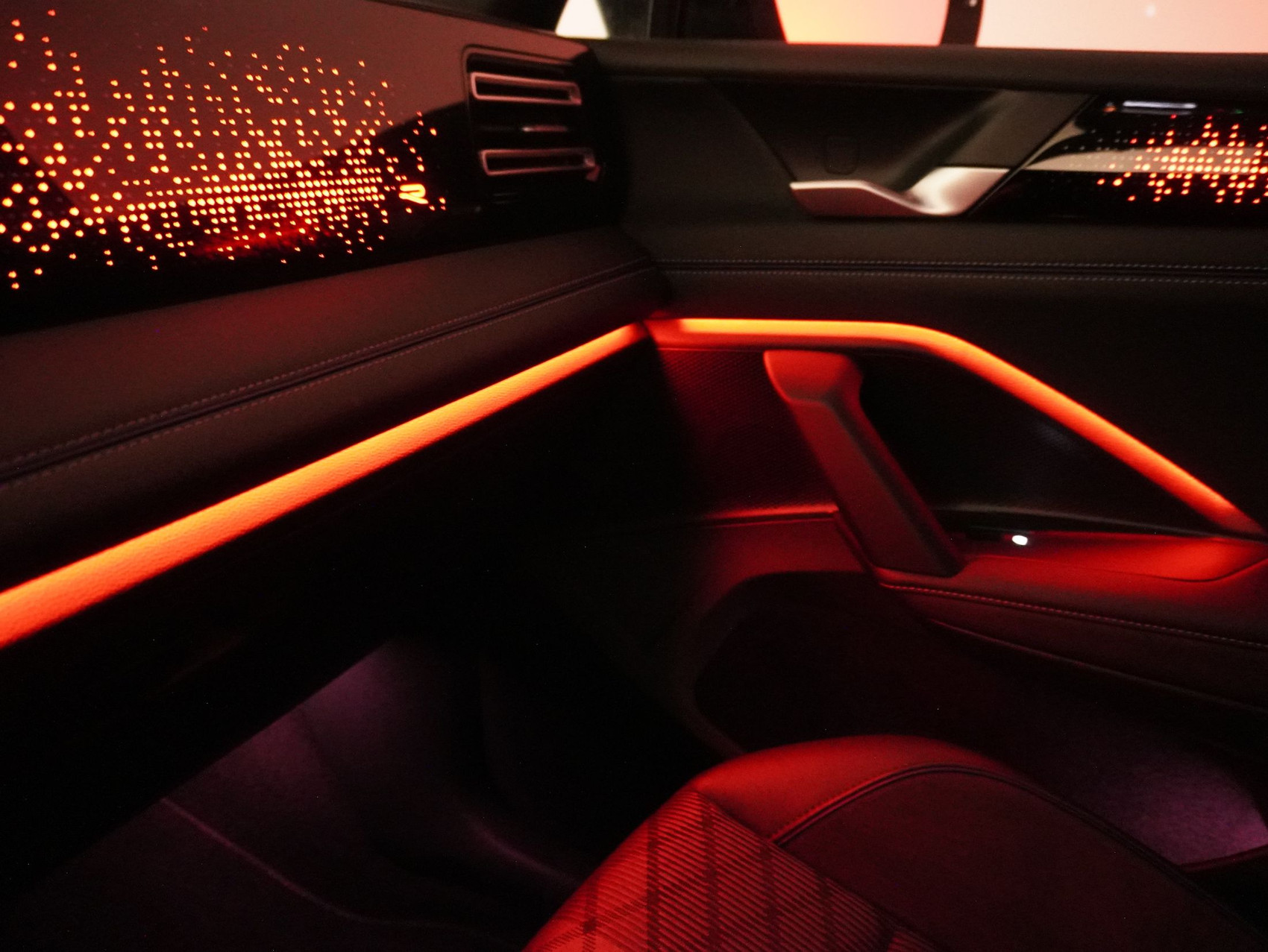 VW Tiguan 2.0 TDI DSG R-Line Black Style 4Motion (2025)