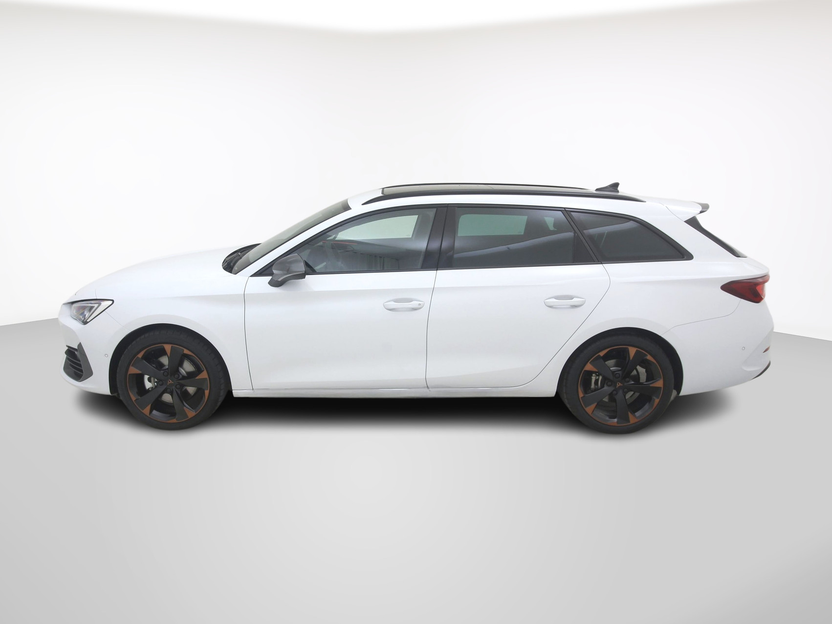 CUPRA Leon ST 1.5 eTSI ACT DSG