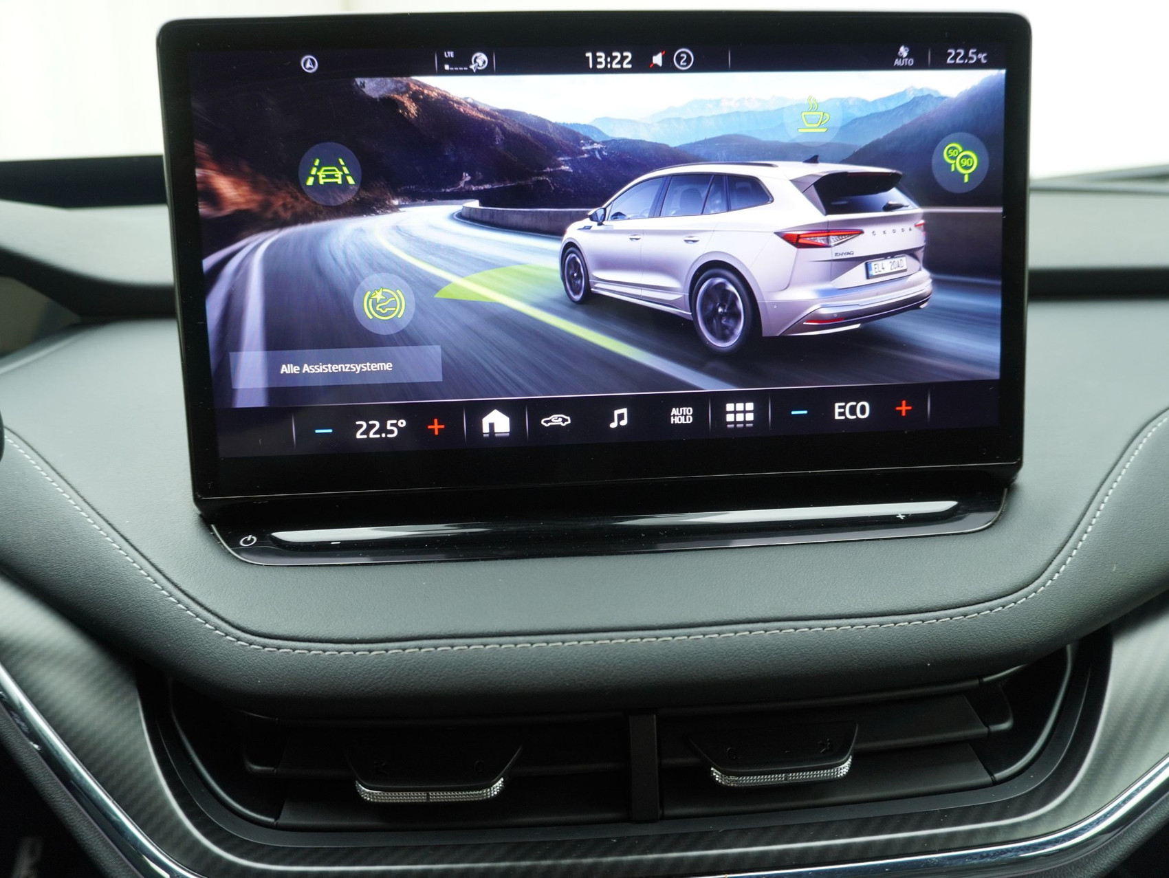 SKODA Enyaq iV 80x Sport Line