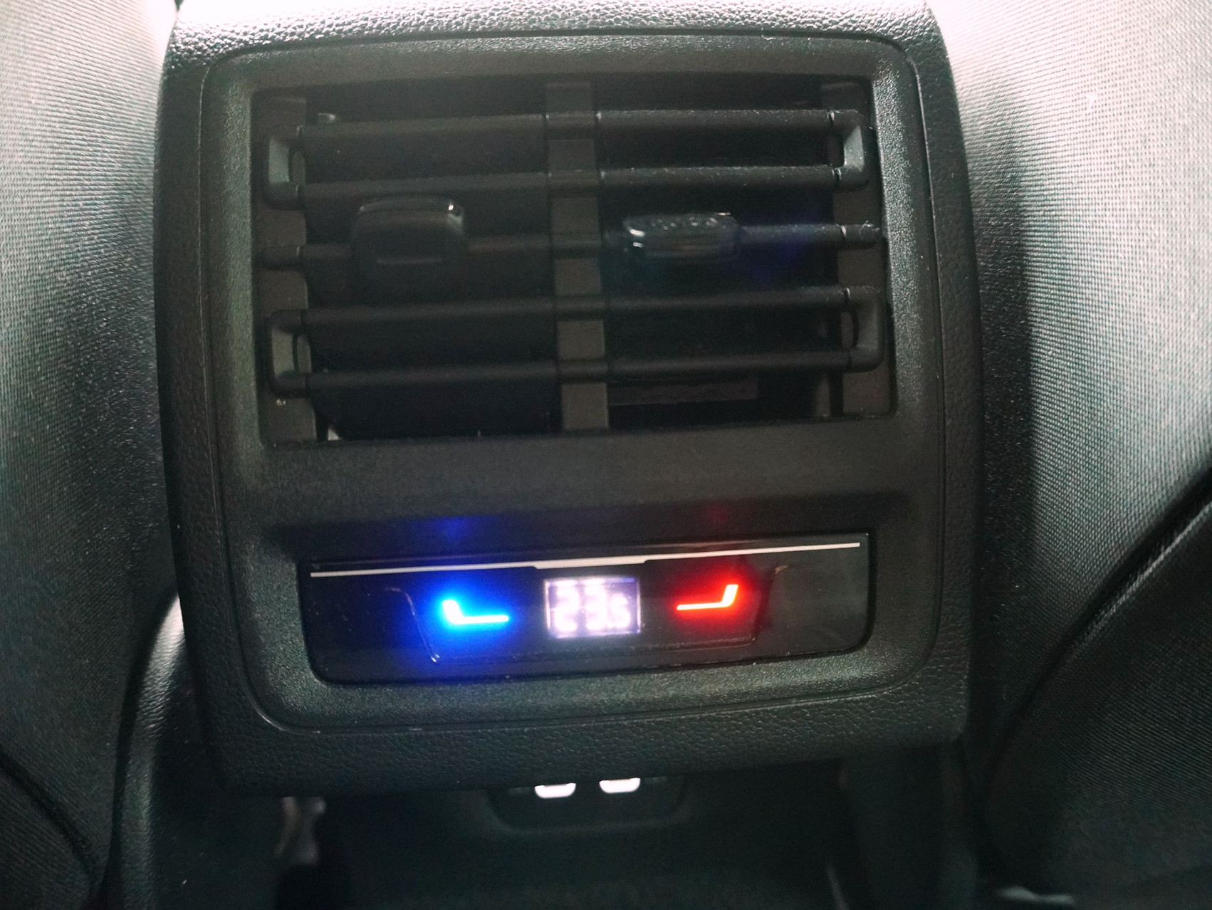 VW Golf 8 2.0 TDI DSG GTD Black Style