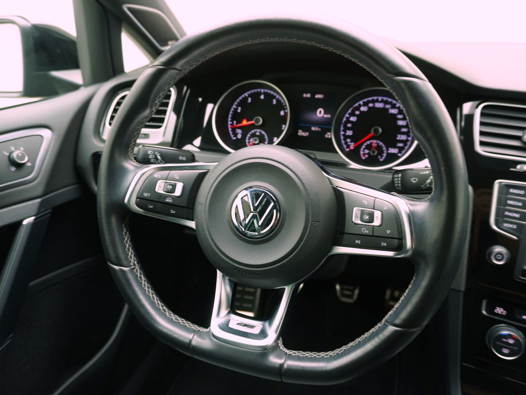 VW Golf 7 1.4 TSI R-Line