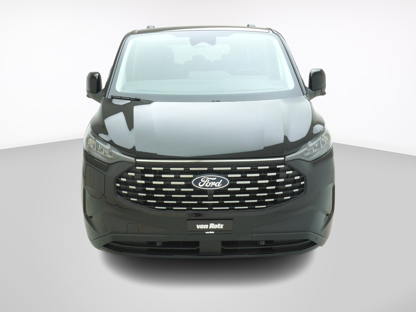 FORD Tourneo Custom L2 2.5 Plug-in-Hybrid Titanium X