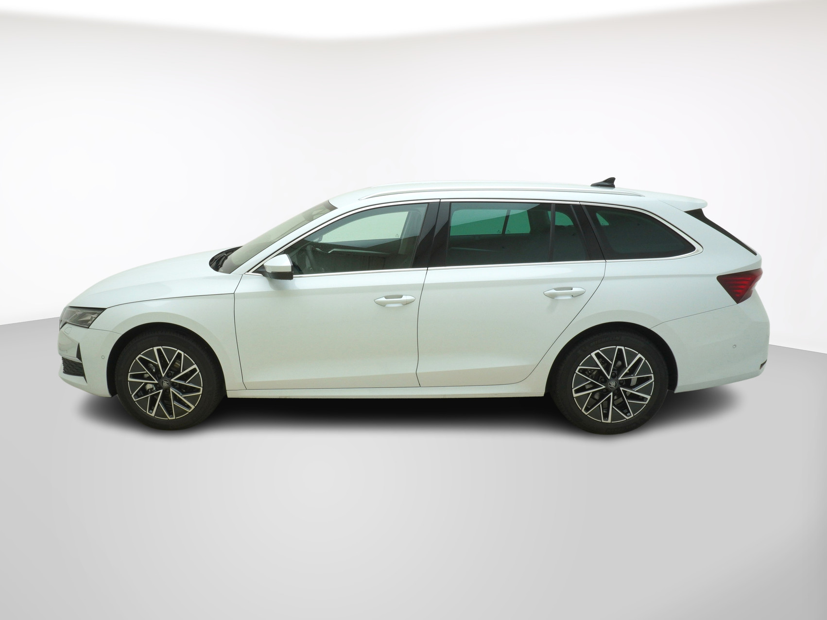 SKODA Octavia 1.5 TSI mHEV Selection-Lounge DSG