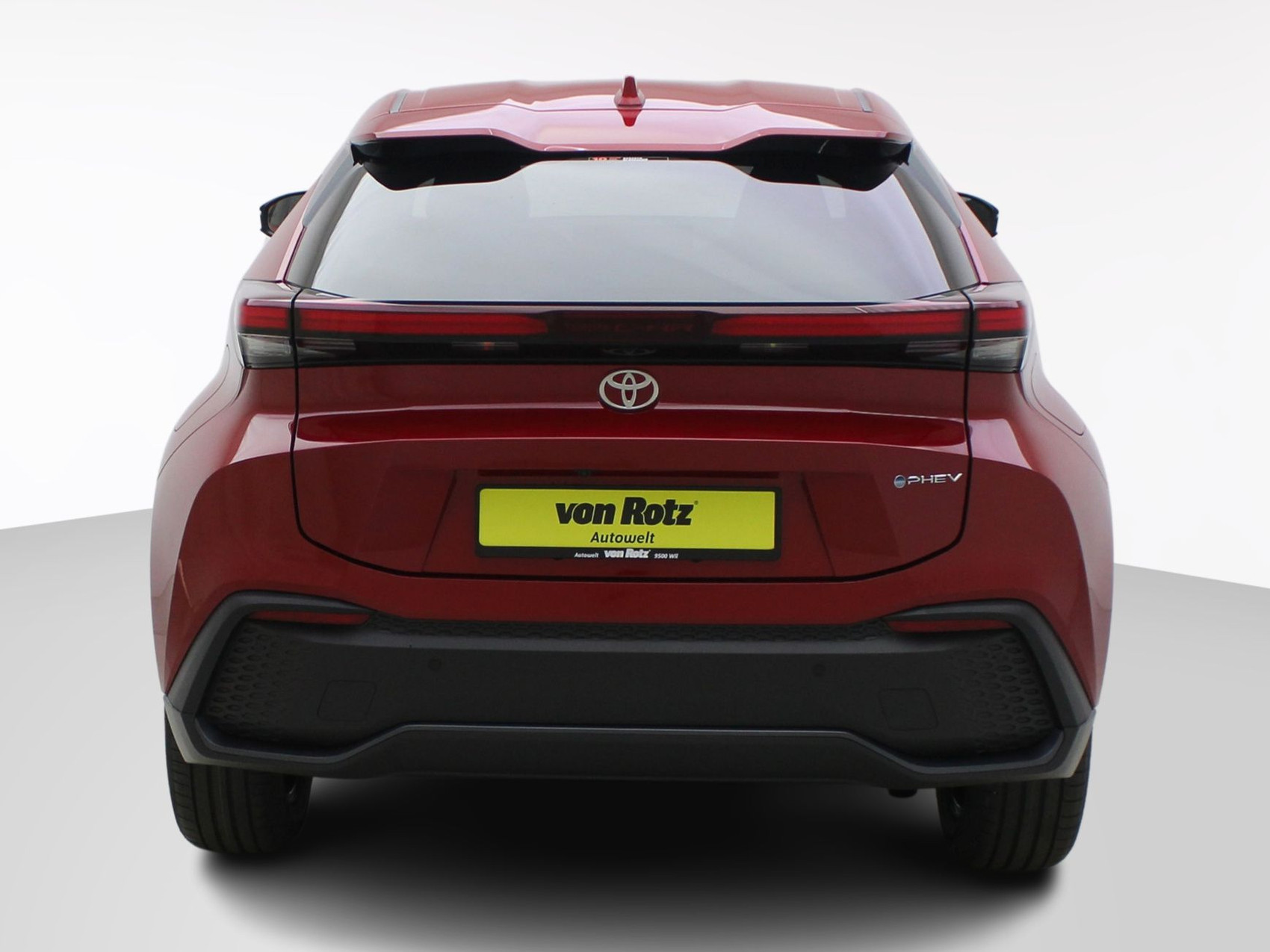 TOYOTA C-HR 2.0 PHEV Swiss Edition ** inkl. 8-Fach bereift **