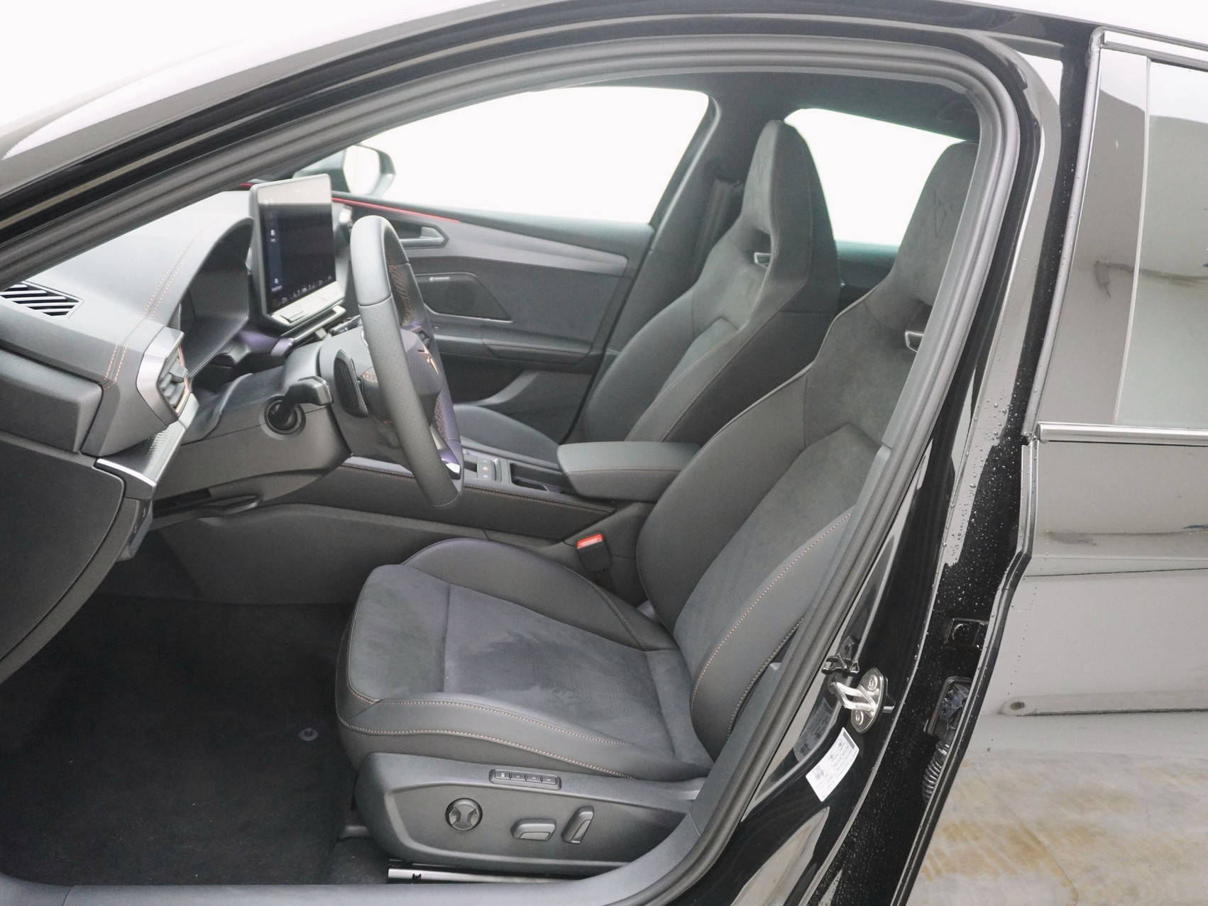 CUPRA Leon 1.5 eTSI DSG