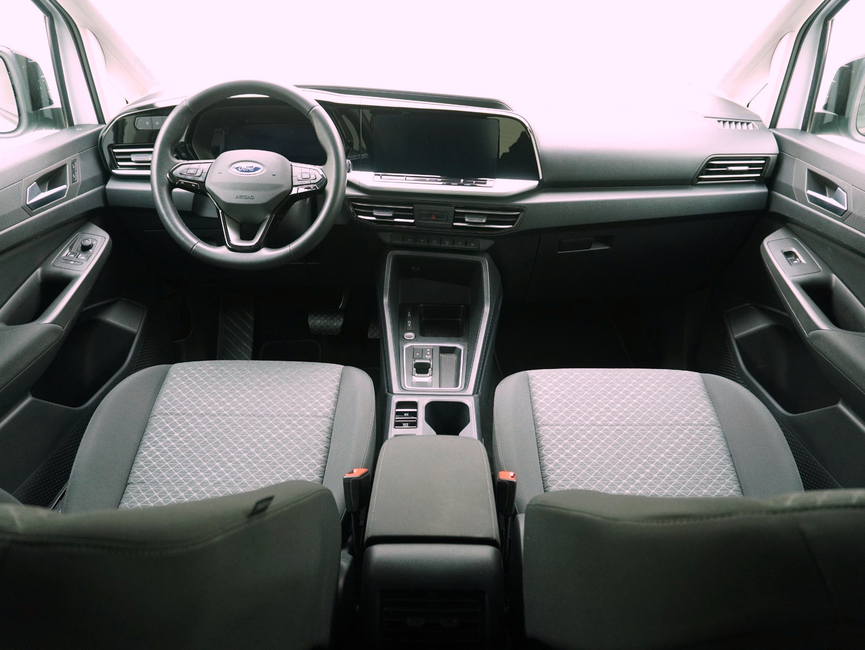 FORD Tourneo Connect Grand 2.0 EcoBlue Titanium