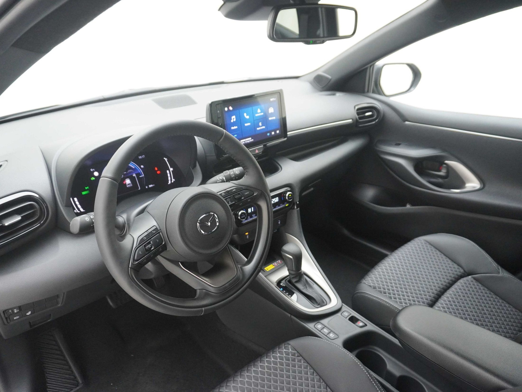 MAZDA 2 1.5 Hybrid Homura