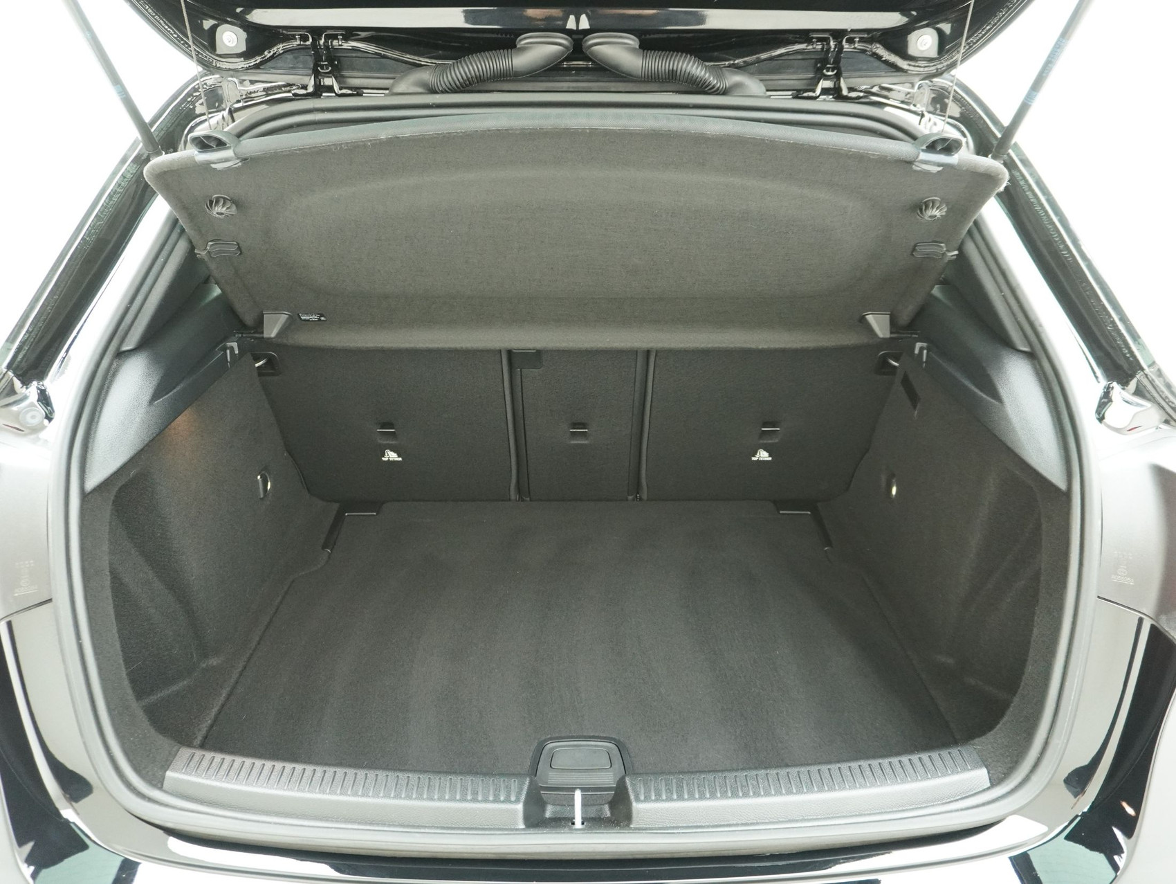 MERCEDES-BENZ A-Klasse A 200 AMG Line