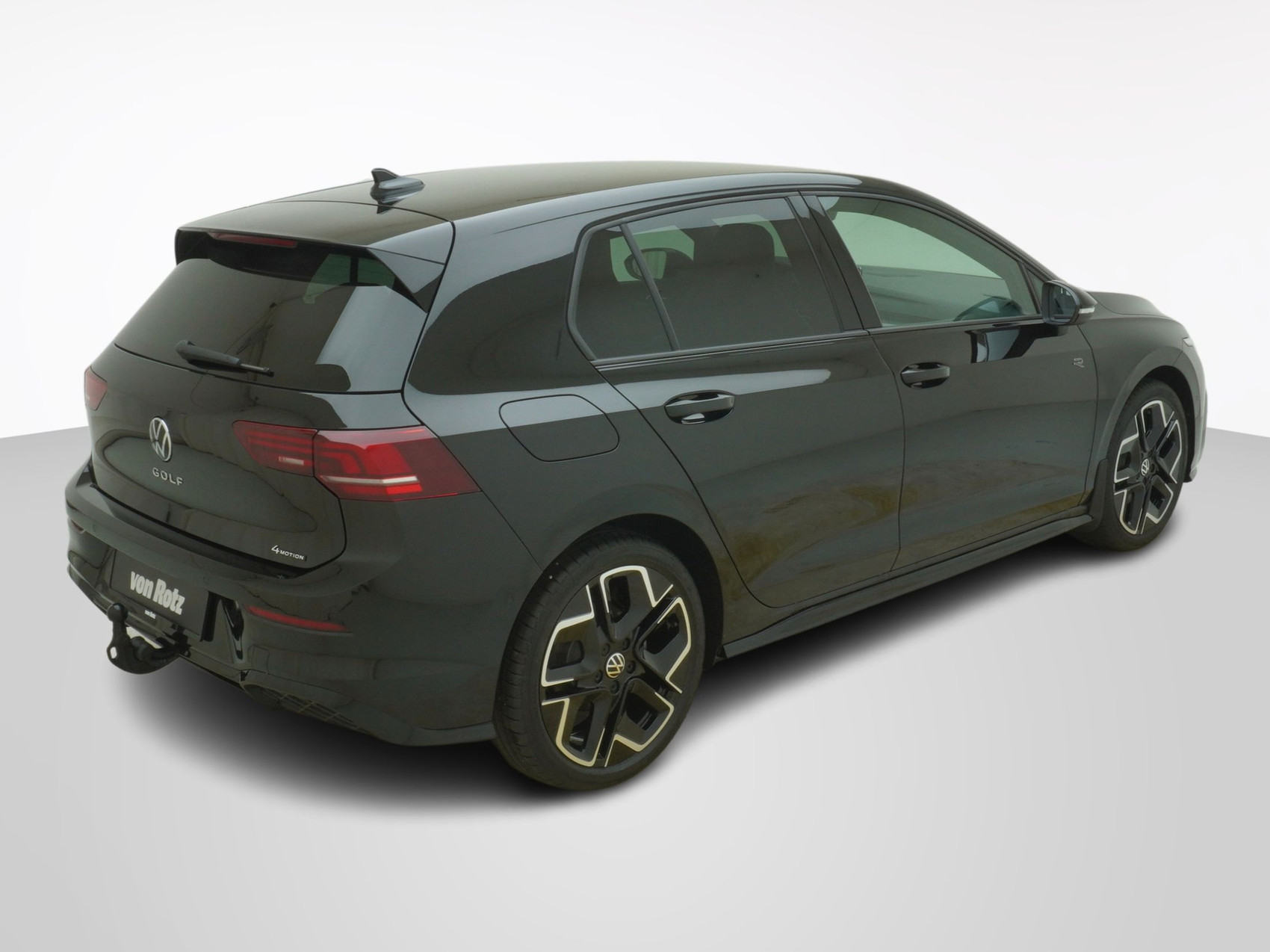 VW Golf VIII 2.0 TSI R-Line DSG 4Motion