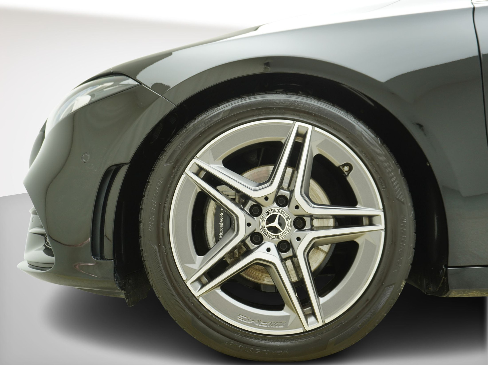 MERCEDES-BENZ A-Klasse A 200 AMG Line