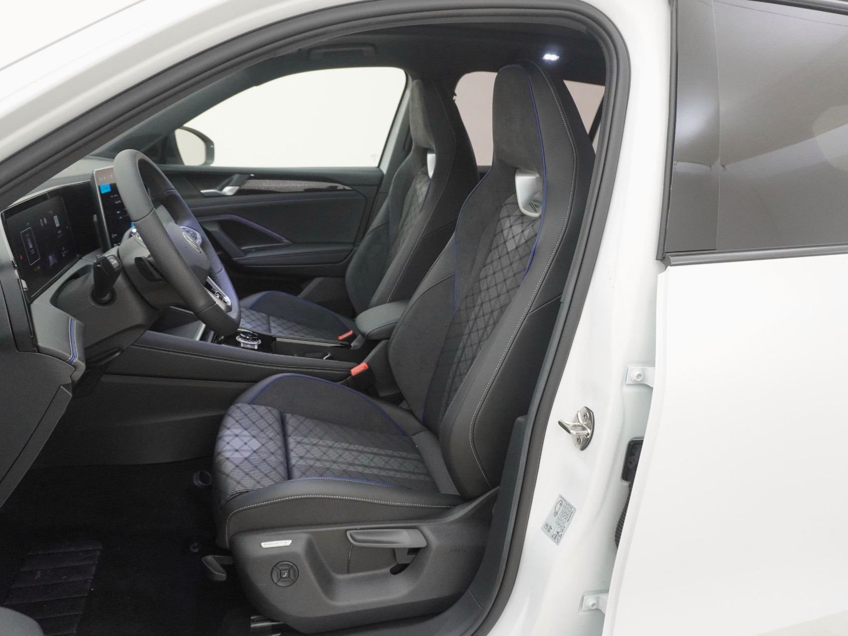 VW Tiguan 2.0 TSI R-Line 4motion