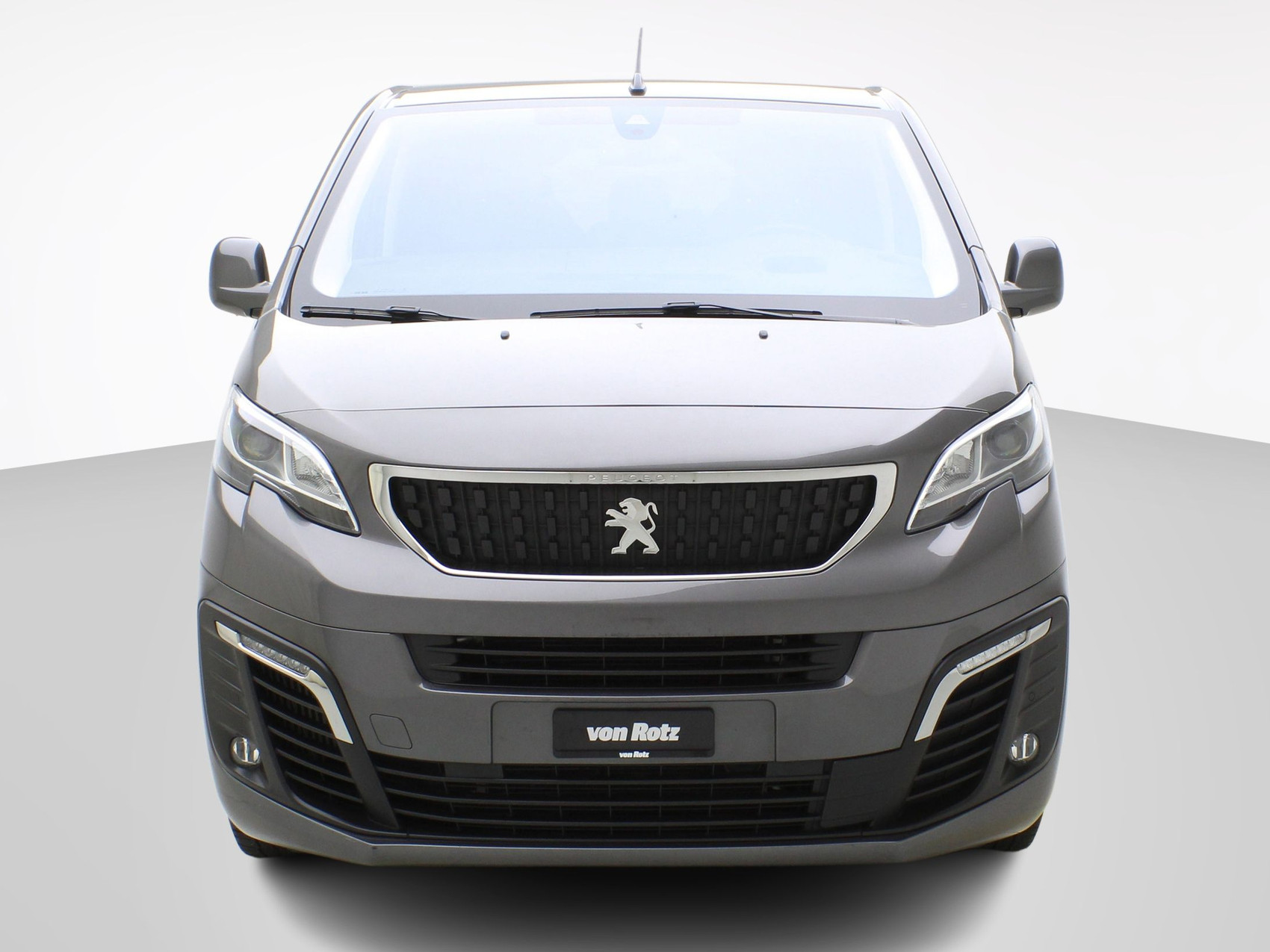 PEUGEOT Traveller Standard 2.0 BlueHDi Allure