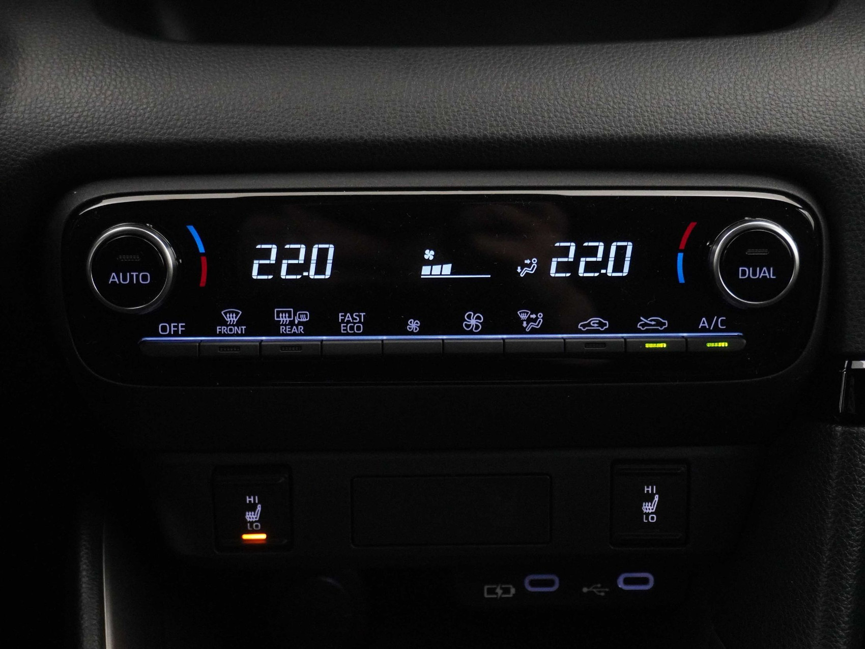 MAZDA 2 1.5 Hybrid Homura