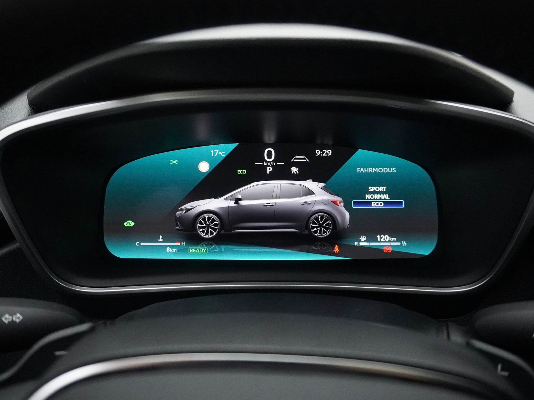 TOYOTA Corolla 2.0 HSD Trend ** Trend Plus **