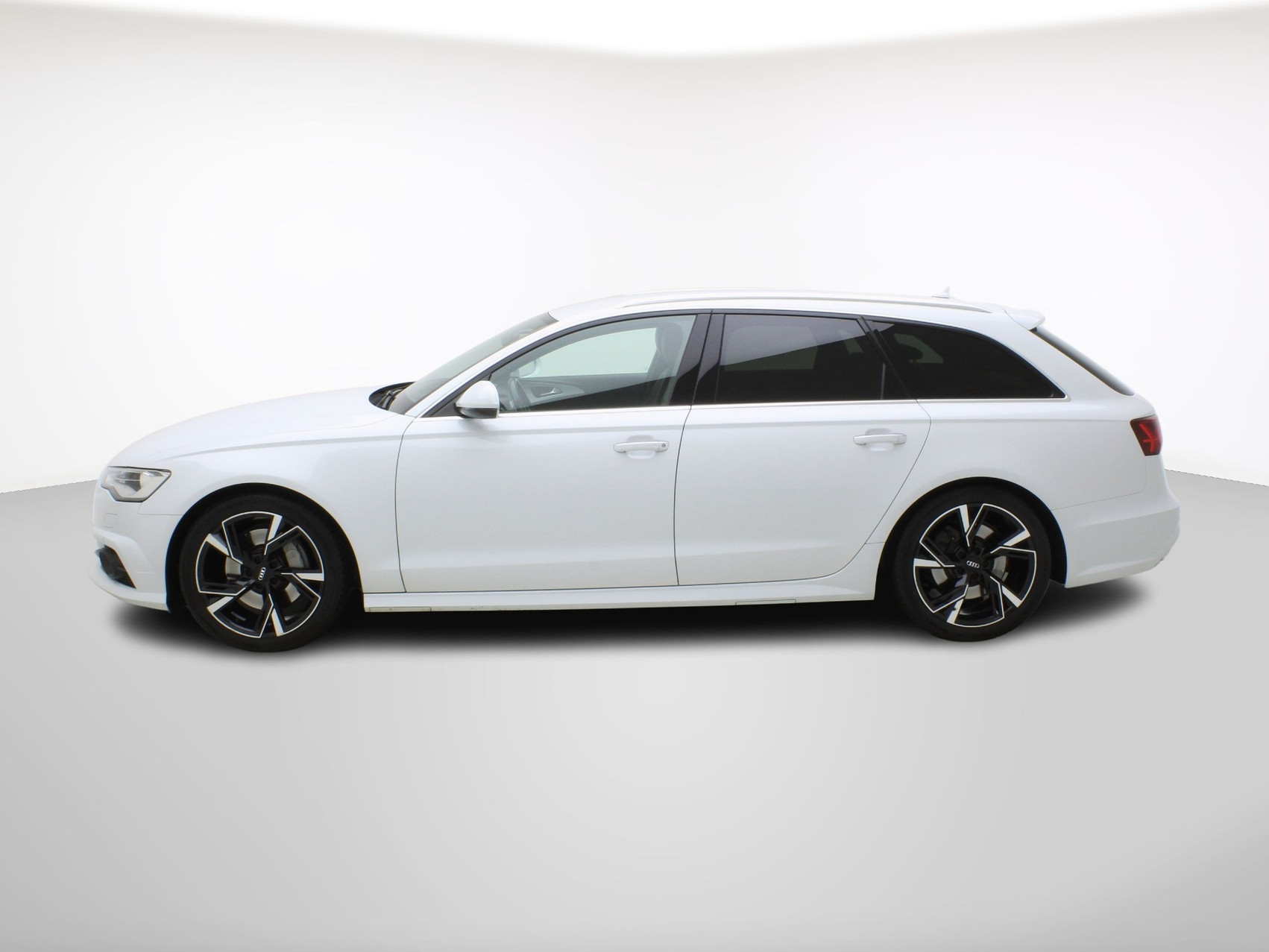AUDI A6 Avant 3.0 V6 TDI quattro S-Tronic