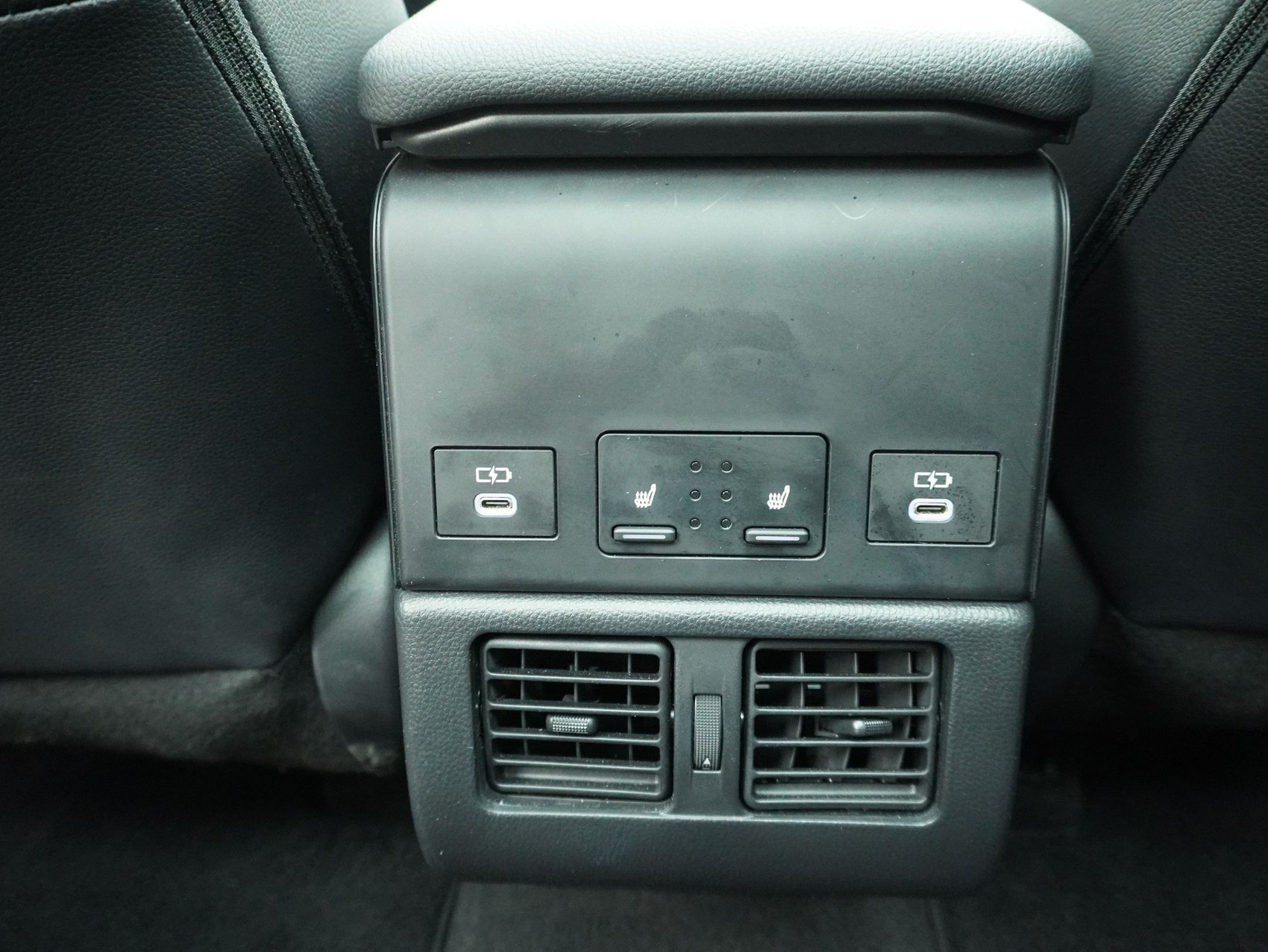 TOYOTA bZ4X Premium AWD ** 4×4 ** 11 KW **