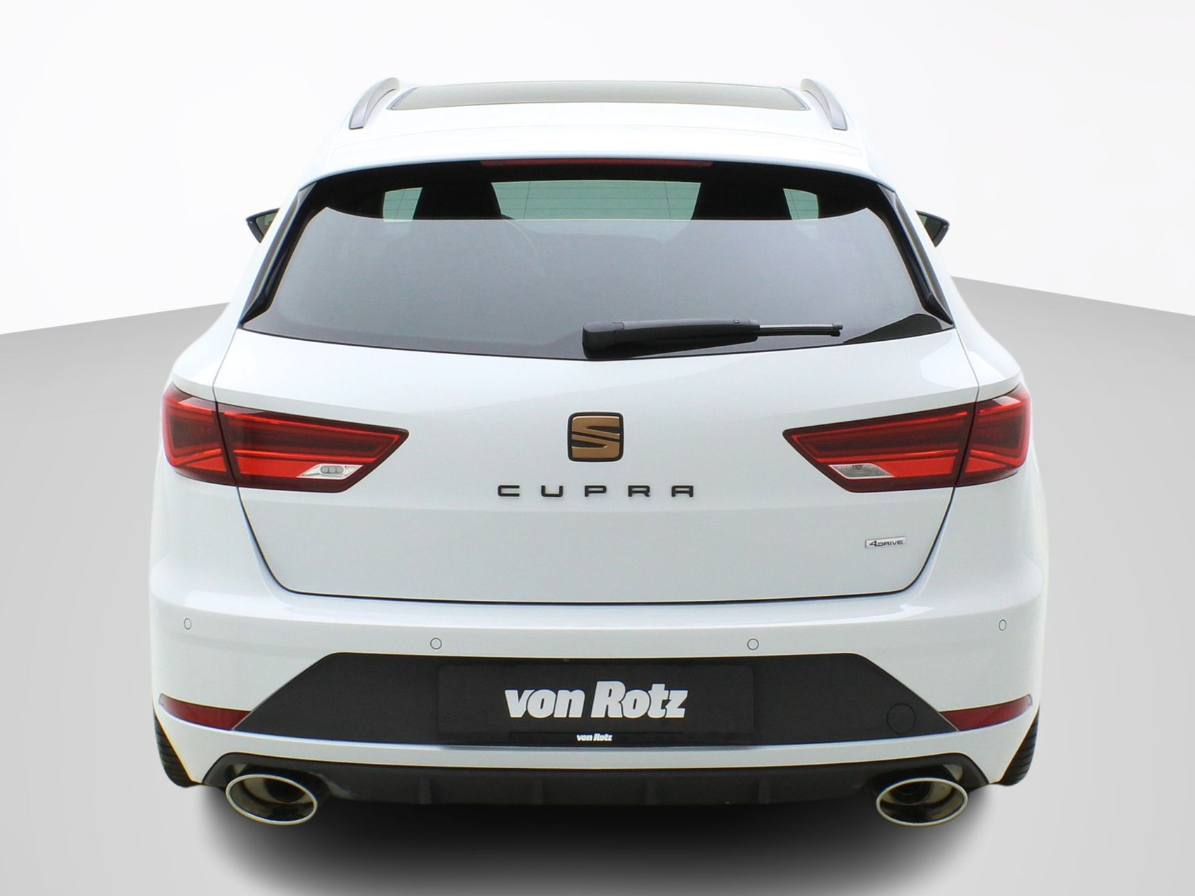 SEAT Leon ST 2.0 TSI DSG Cupra 4Drive