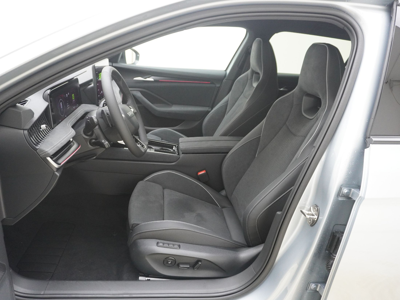 SKODA Superb 1.5 TSI Plug-in-Hybrid Sportline DSG