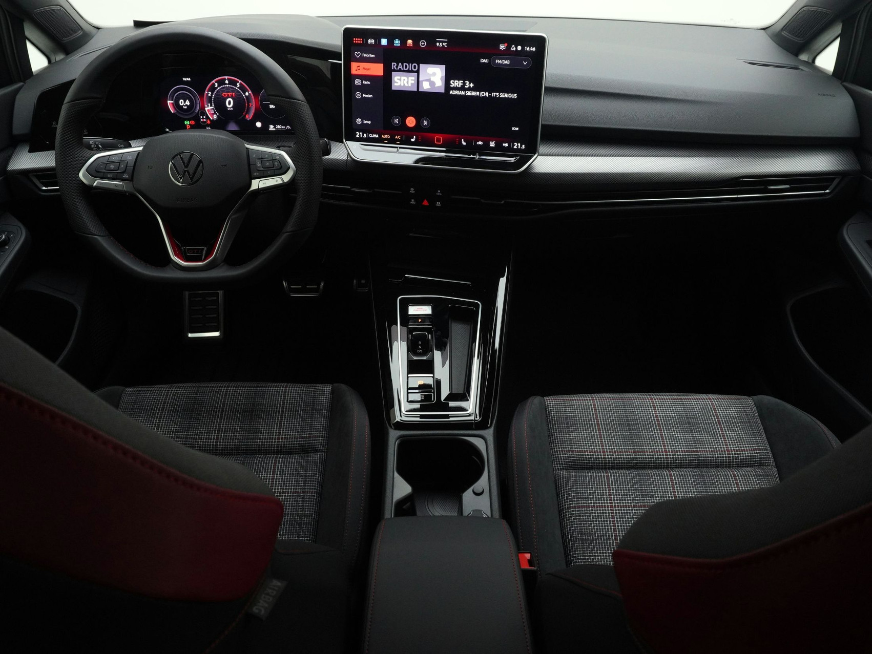 VW Golf VIII 2.0 TSI GTI DSG