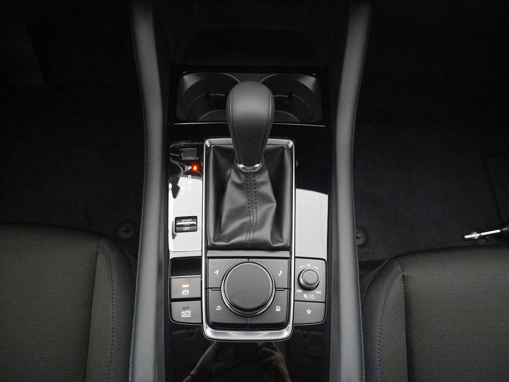 MAZDA 3 Sedan 2.0 186 Exclusive-Line