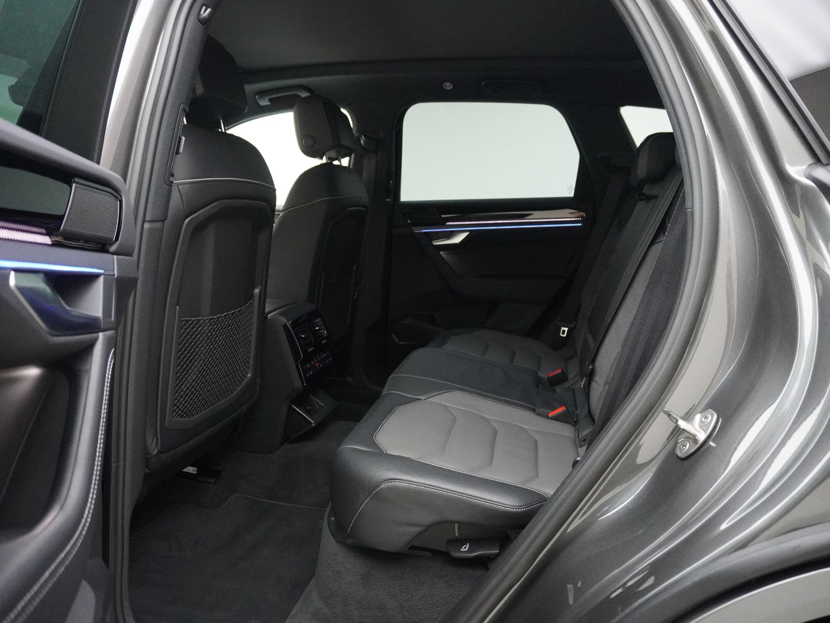 VW Touareg 3.0 TDI R-Line Black Style 4Motion **Anhängerkupplung + Standheizung**