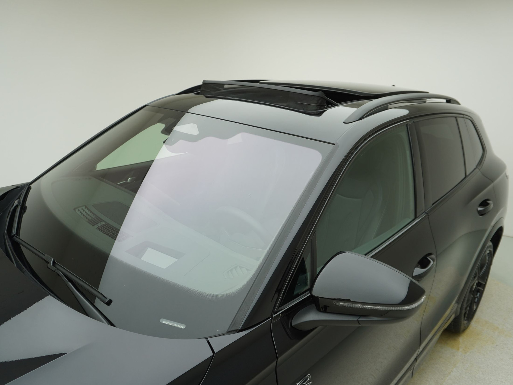 VW Tiguan 2.0 TSI DSG R-Line Black Style 4Motion (2025)