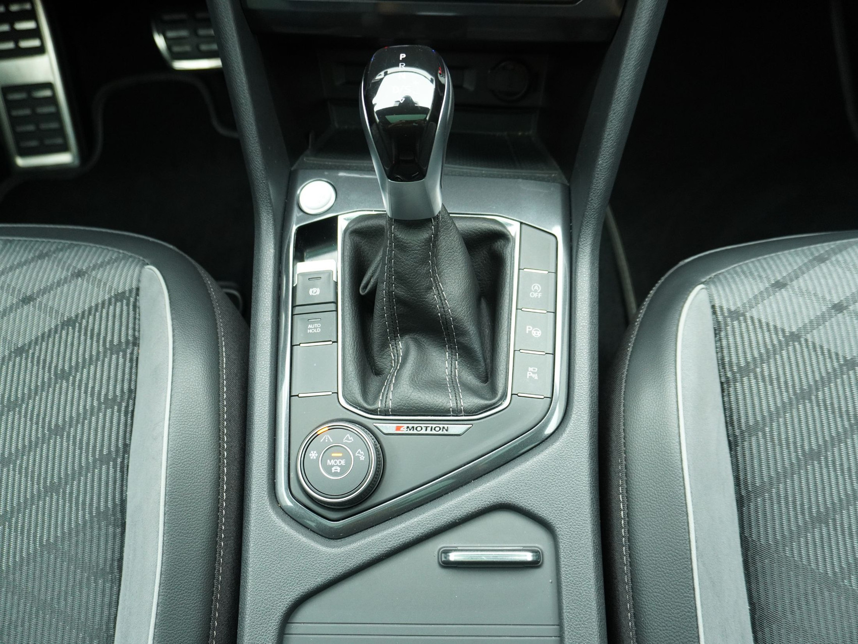 VW Tiguan Allspace 2.0 TSI DSG R-Line Black Style 4Motion