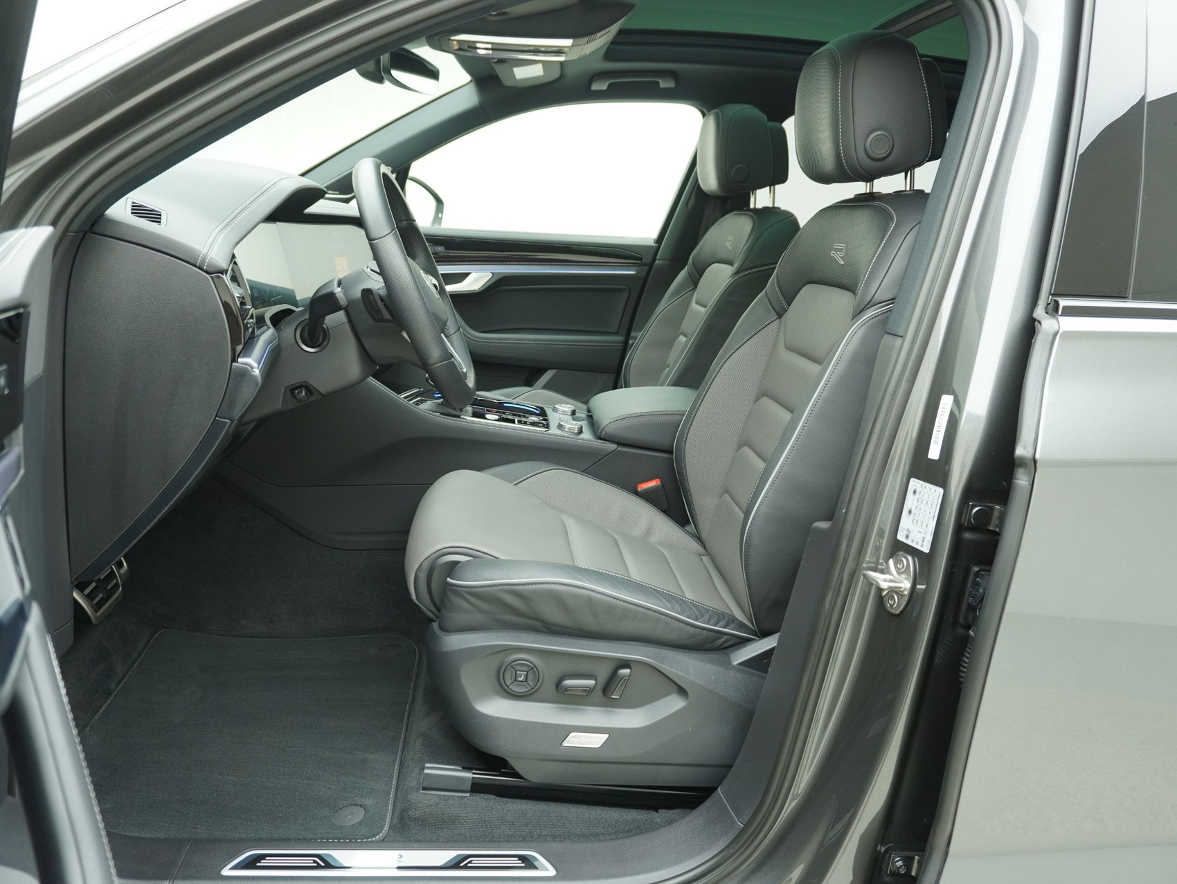 VW Touareg 3.0 TDI R-Line Black Style 4Motion