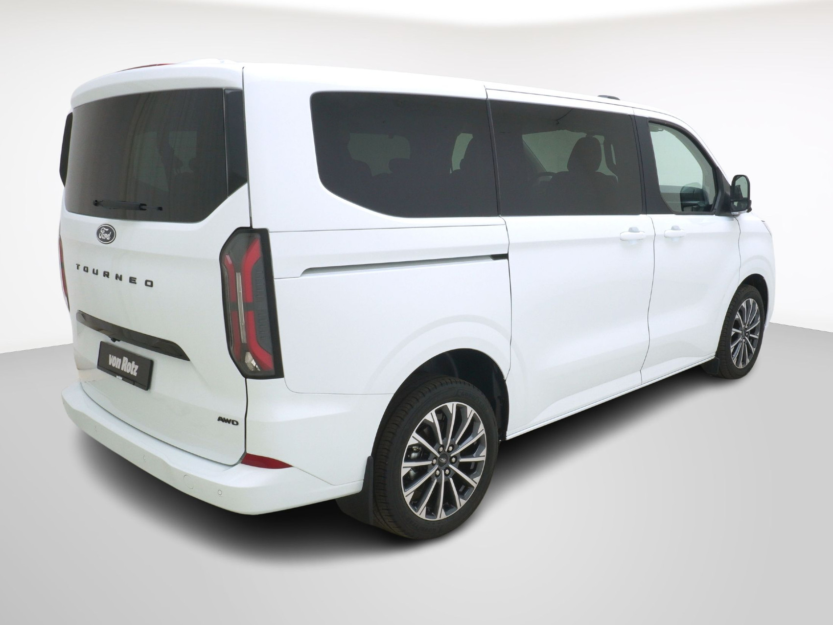 FORD Tourneo Custom 320 L1 2.0 TDCI 4×4 Titanium X