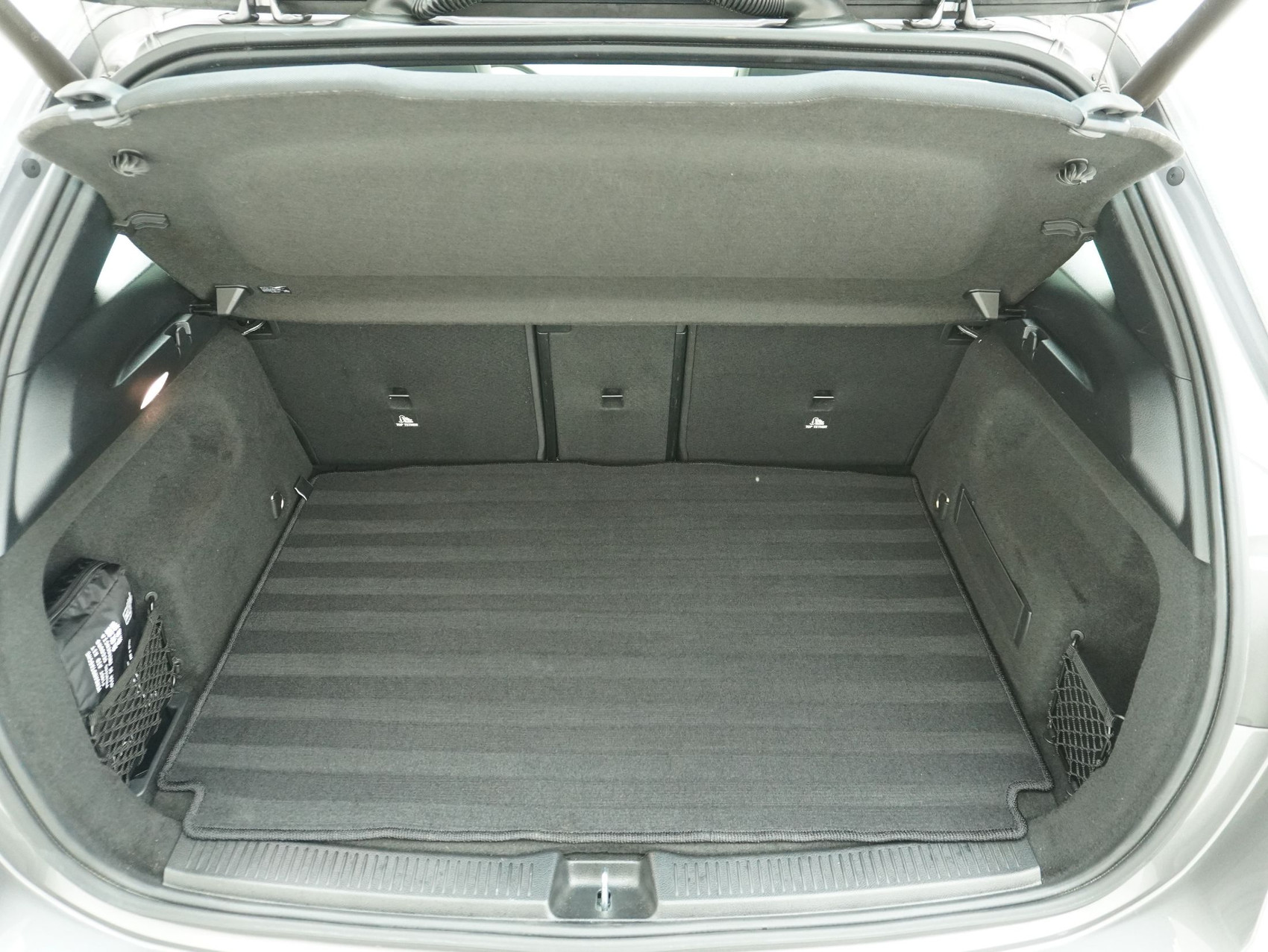 MERCEDES-BENZ B-Klasse B 250 AMG Line 4matic