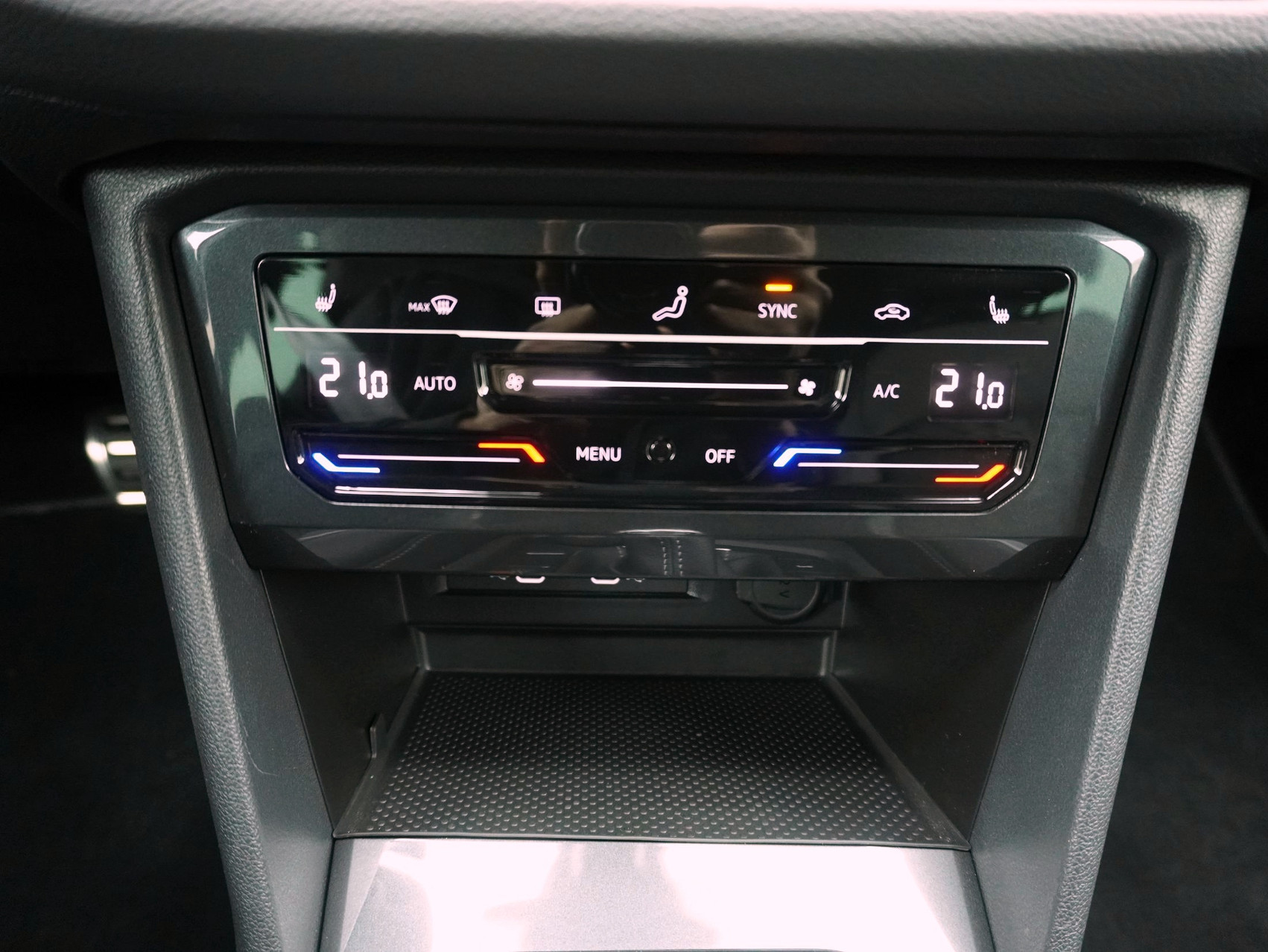 VW Tiguan 2.0 TDI DSG R-Line 4Motion