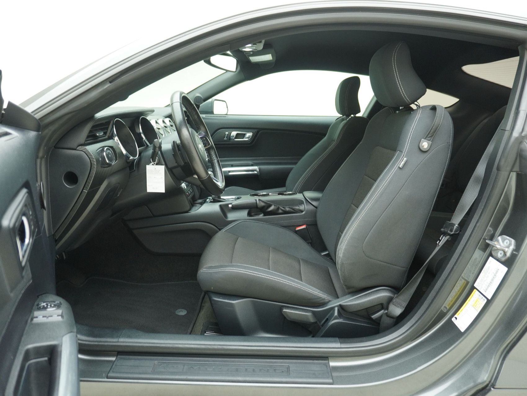 FORD USA Mustang Coupé 3.7 V6