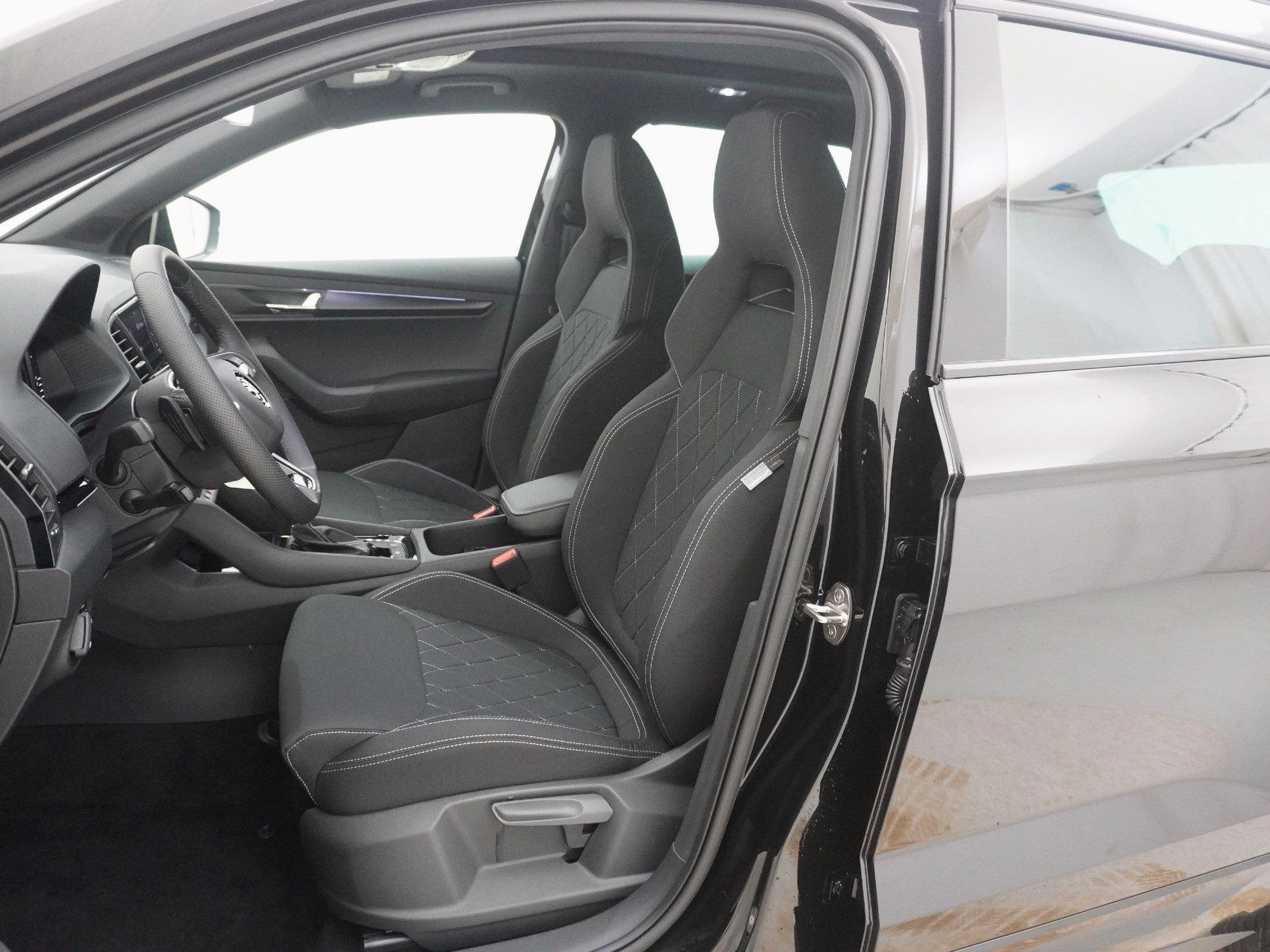 SKODA Karoq 2.0 TSI SportLine DSG 4×4