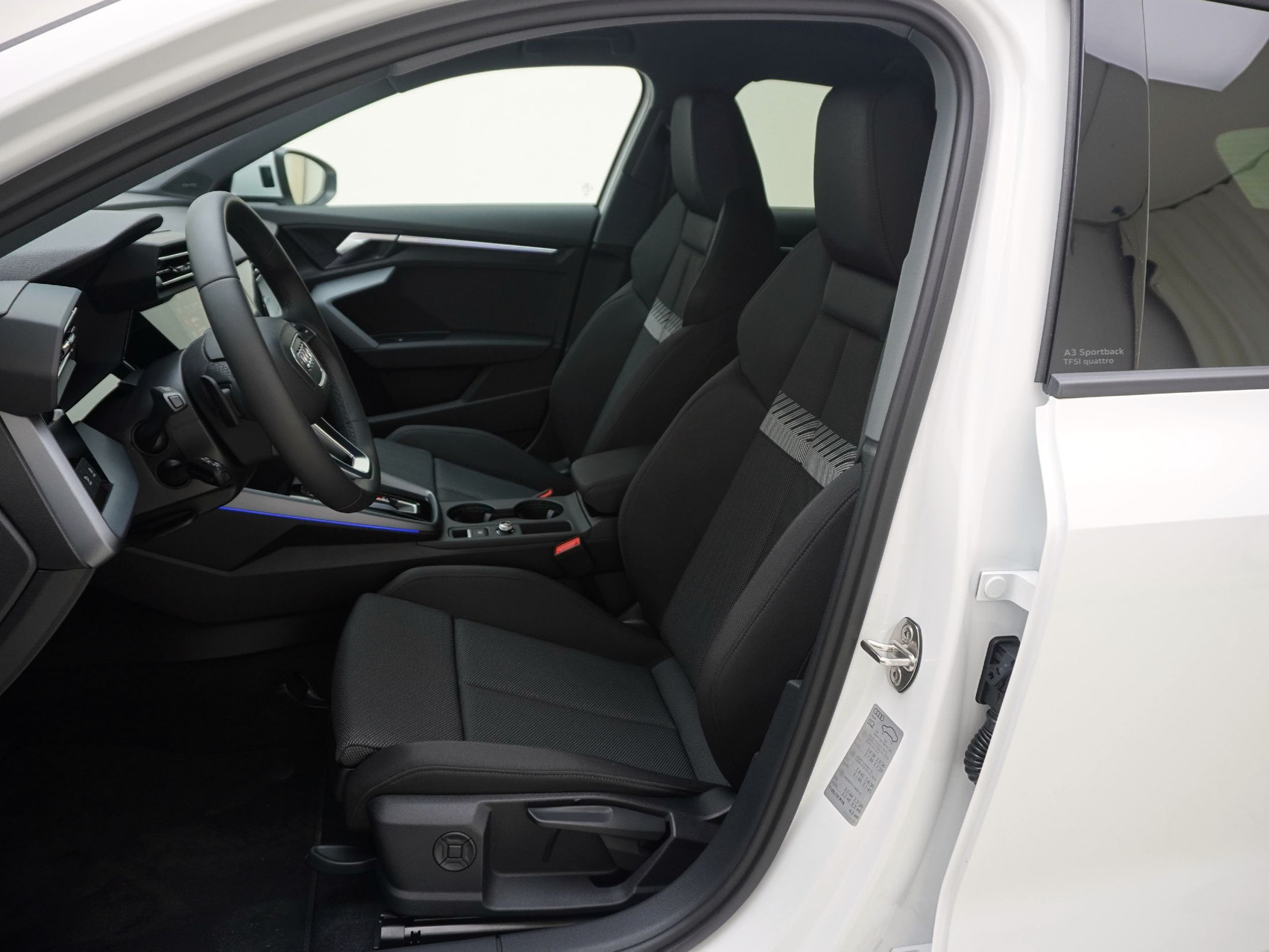 AUDI A3 Sportback 2.0 40 TFSI S Line quattro S-Tronic