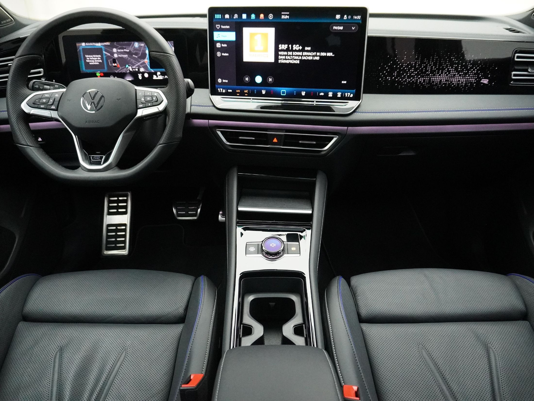 VW Tiguan 2.0 TDI DSG R-Line Black Style 4Motion **Leder/Massage/AHK/uvm**