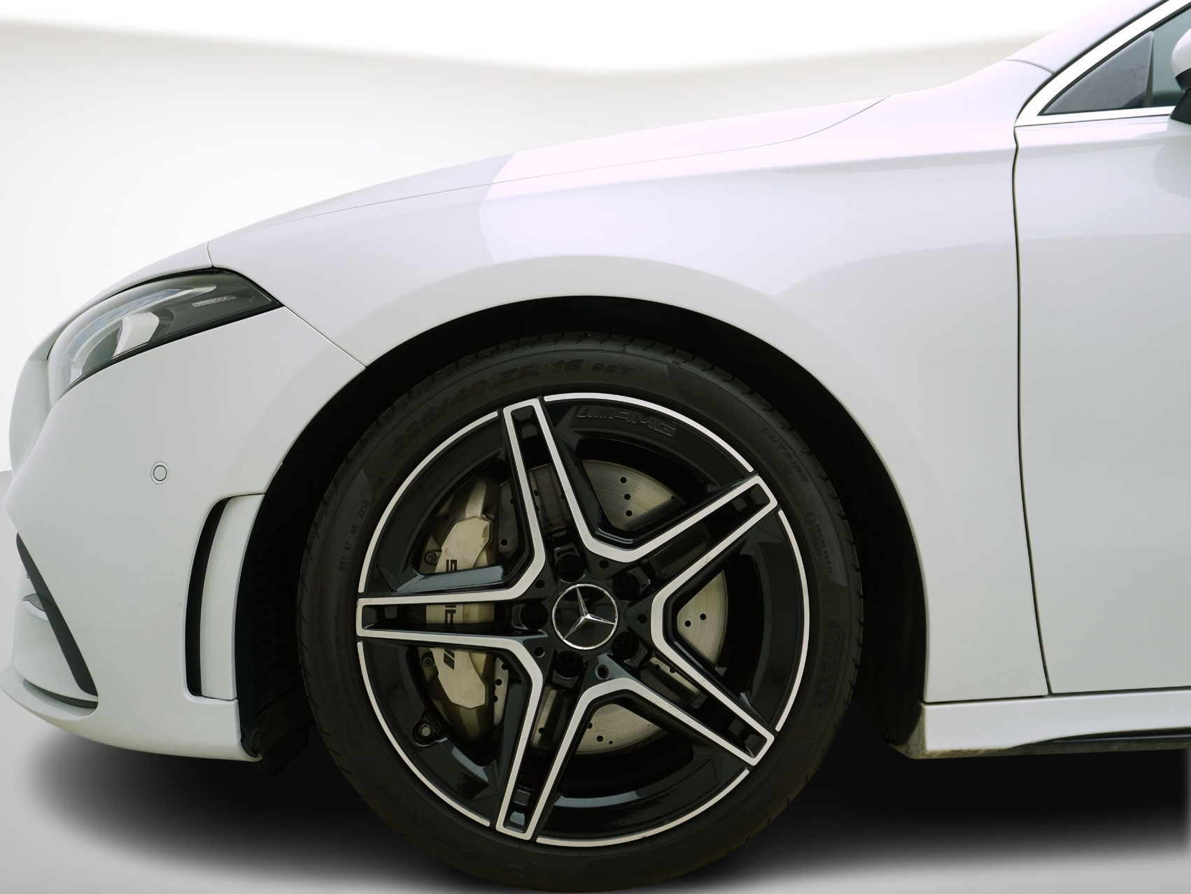 MERCEDES-BENZ A-Klasse A 35 AMG 4matic